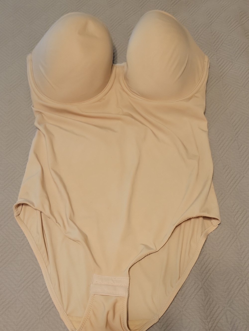 Wacoal Strapless Shaping Bodysuit in Nude Beige